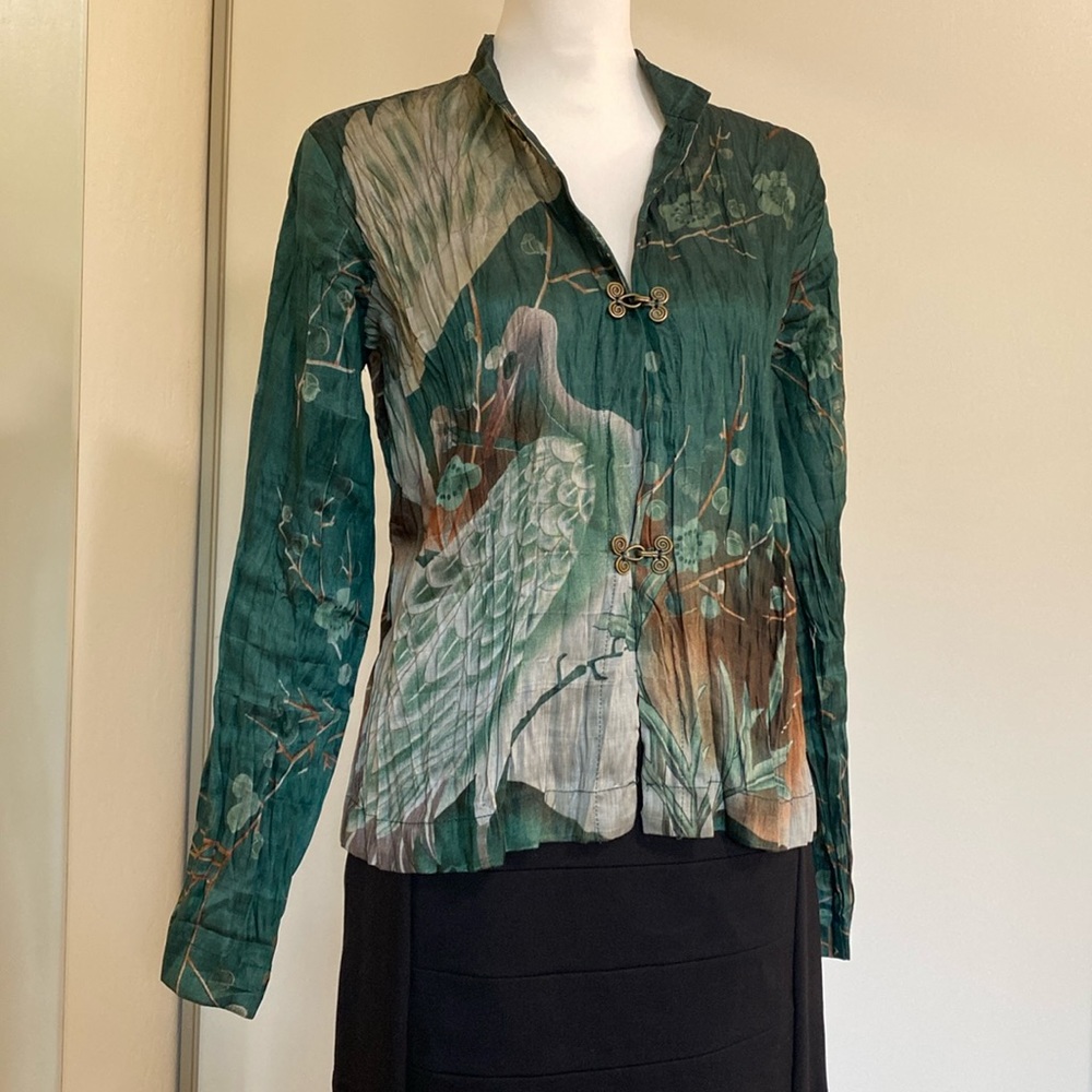 Citron Blouse, Peacock Decoration, 3 beautiful, functional clasps, as new cond